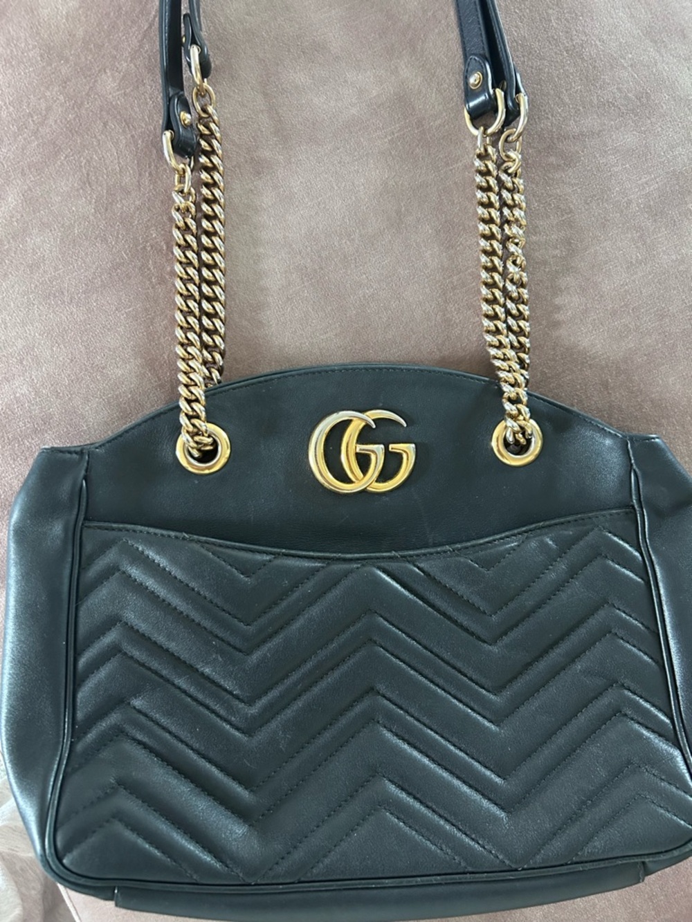 Gucci Marmont Matelasse Shoulder Bag - Picture 2 of 6